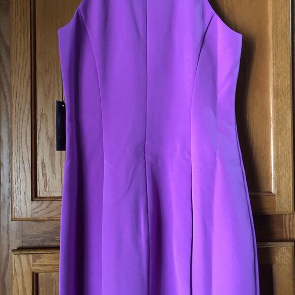 NWT Vince Camuto Halter Ruffle Front Crêpe Sleeveless Sheath Dress - 2 - Picture 9 of 13